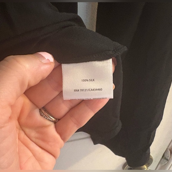 Eileen Fisher Woman Stretch 100% Silk Turtleneck Top Size 1X - Picture 3 of 5